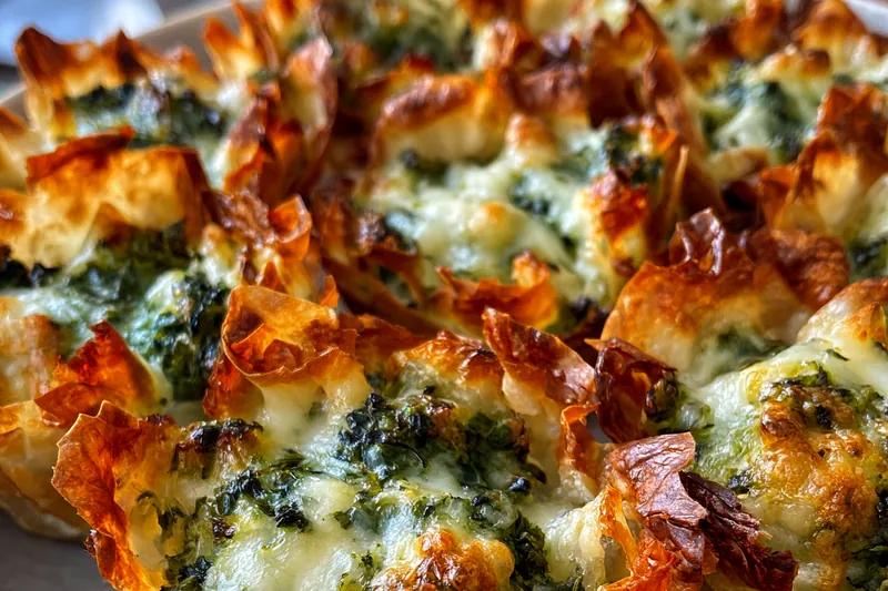 Cooking process for Cheesy Baked Spinach Artichoke Pastry Cups