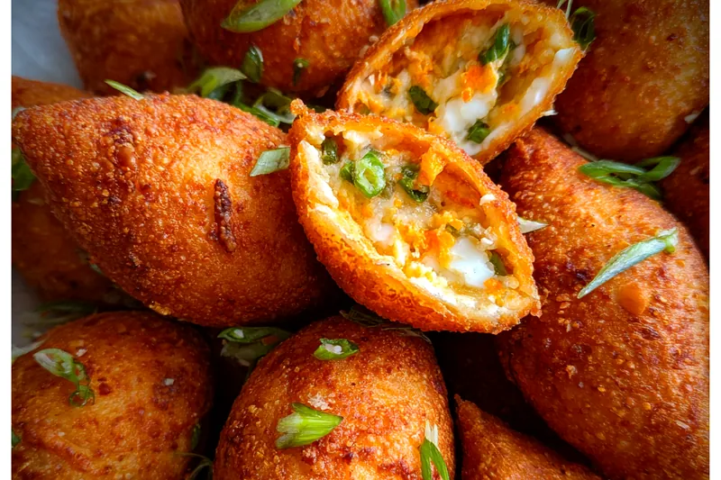 Cooking process for Cheesy Crab Puffs Delight