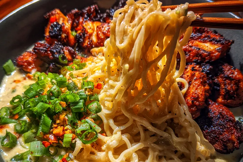 Cooking process for Creamy Garlic Chicken Noodles